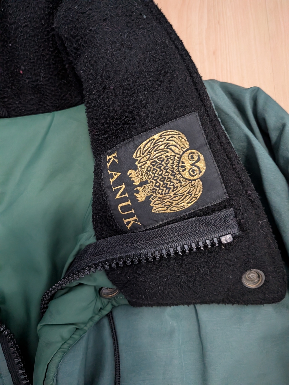 Vintage Kanuk Green Winter Jacket Parka Gold Owl Logo Black Fleece Collar Size 3 - Picture 3 of 6